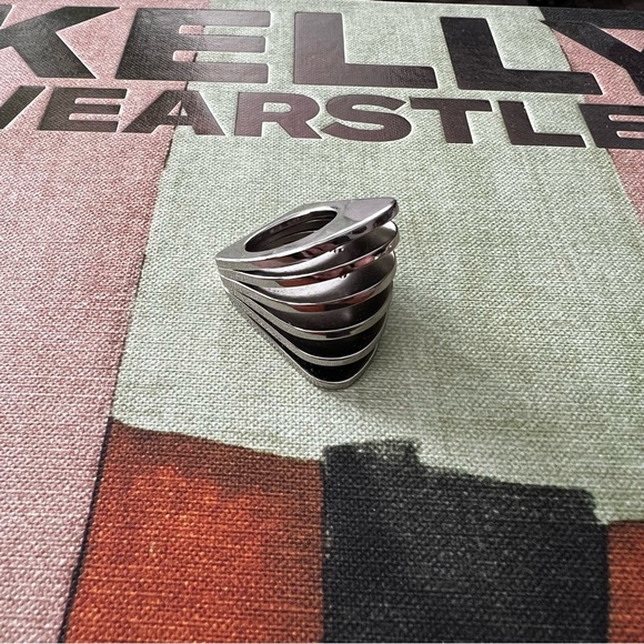 VITA FEDE Futuristic Abstract Silver Ring - Picture 2 of 16